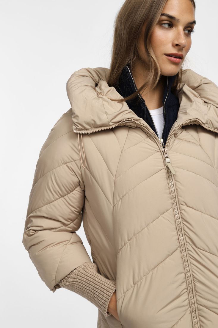 Giacca Please trapuntata con zip e cappuccio