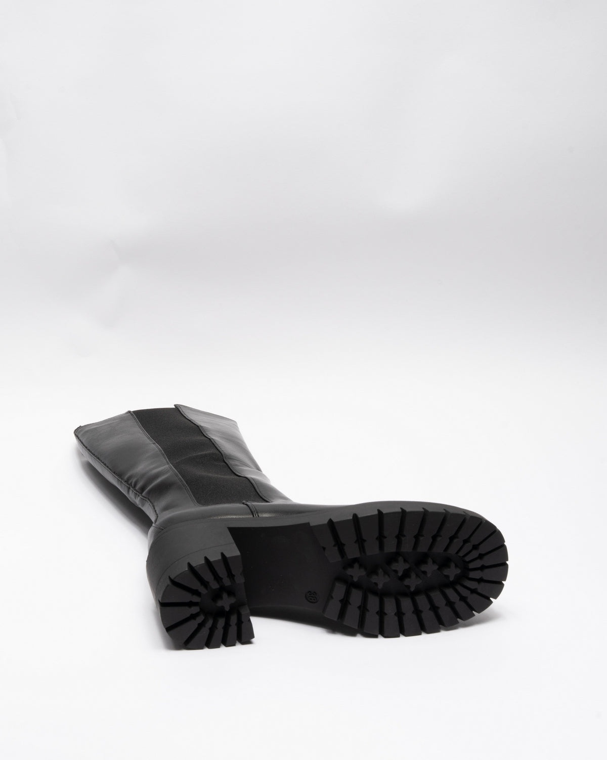 immagine-5-sstore-stivale-alto-con-tacco-e-suola-dentata-nero-stivali-h9220-11_black