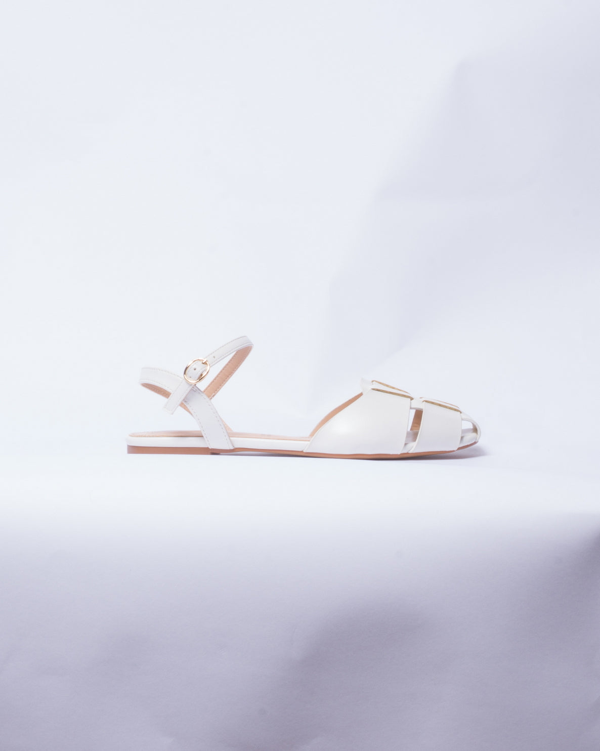 Ballerina in ecopelle a punta rotonda traforata - Bianco