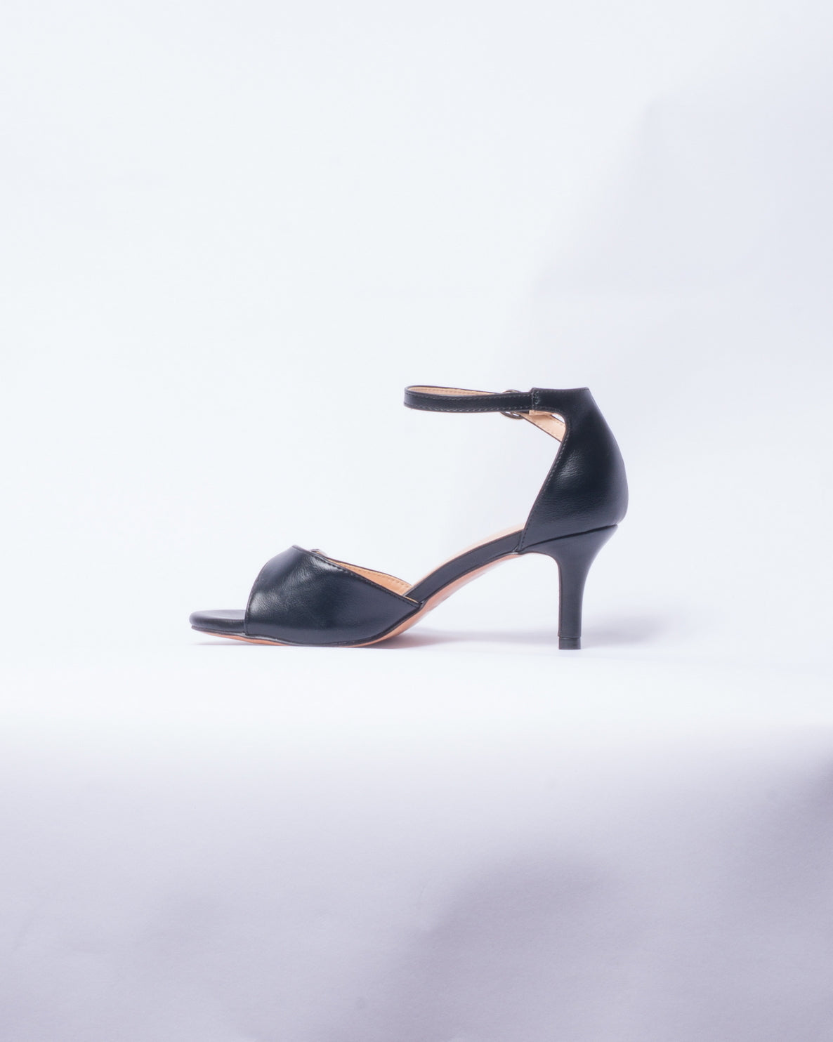 Sandalo Elegante Donna con Tacco Medio – Nero