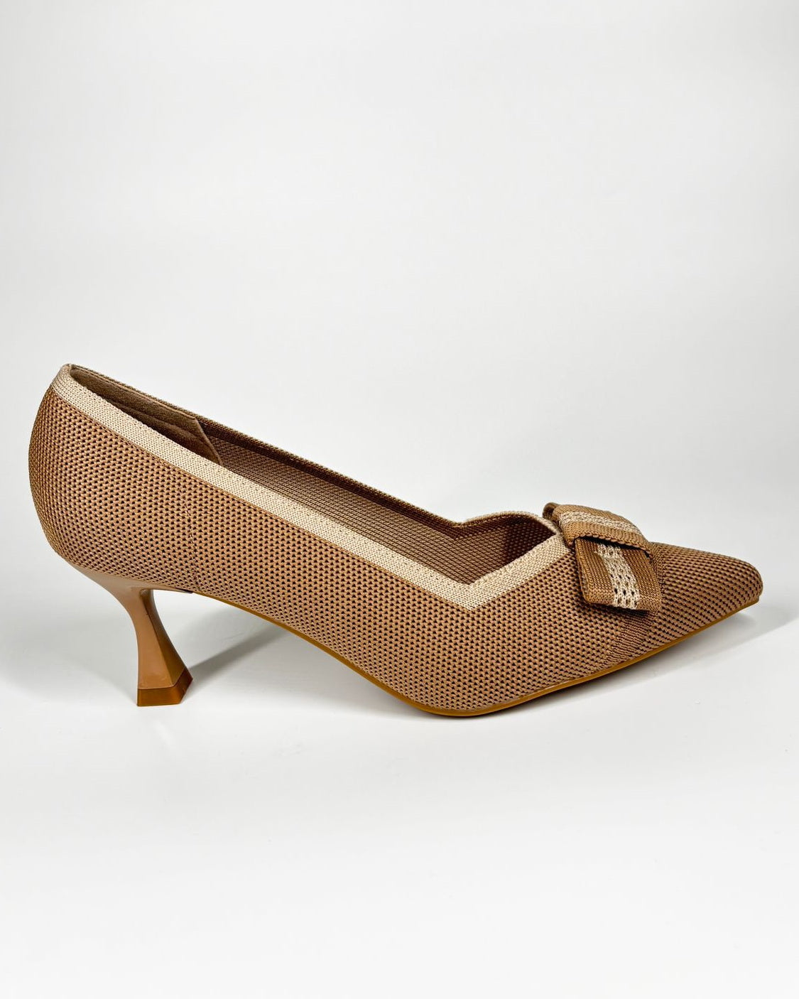 Décolleté in tessuto  con tacco a rocchetto - Beige