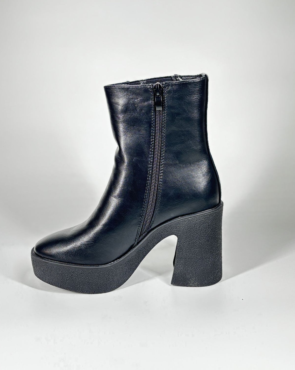 Stivaletto Platform con Tacco Chunky - Nero