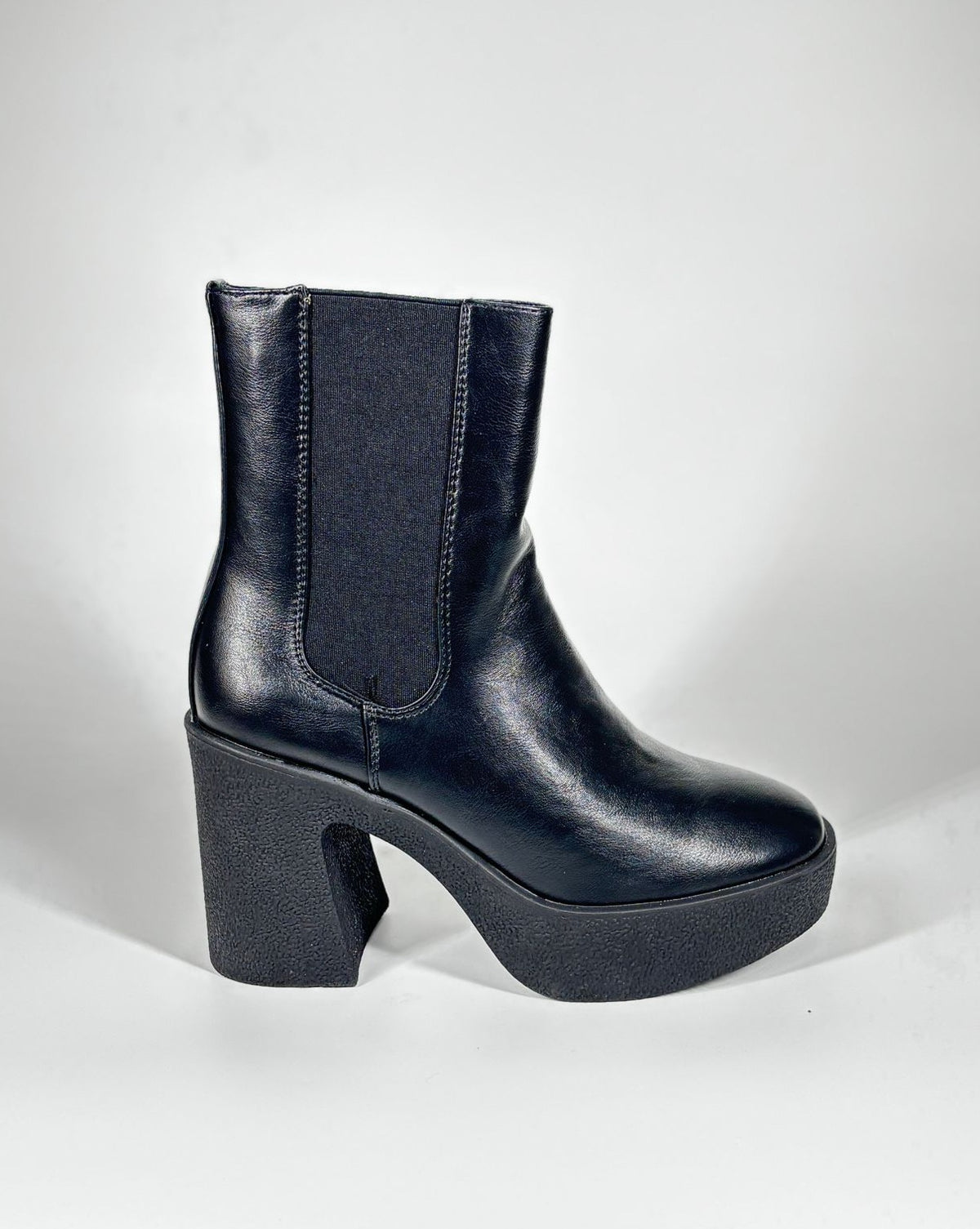 Stivaletto Platform con Tacco Chunky - Nero