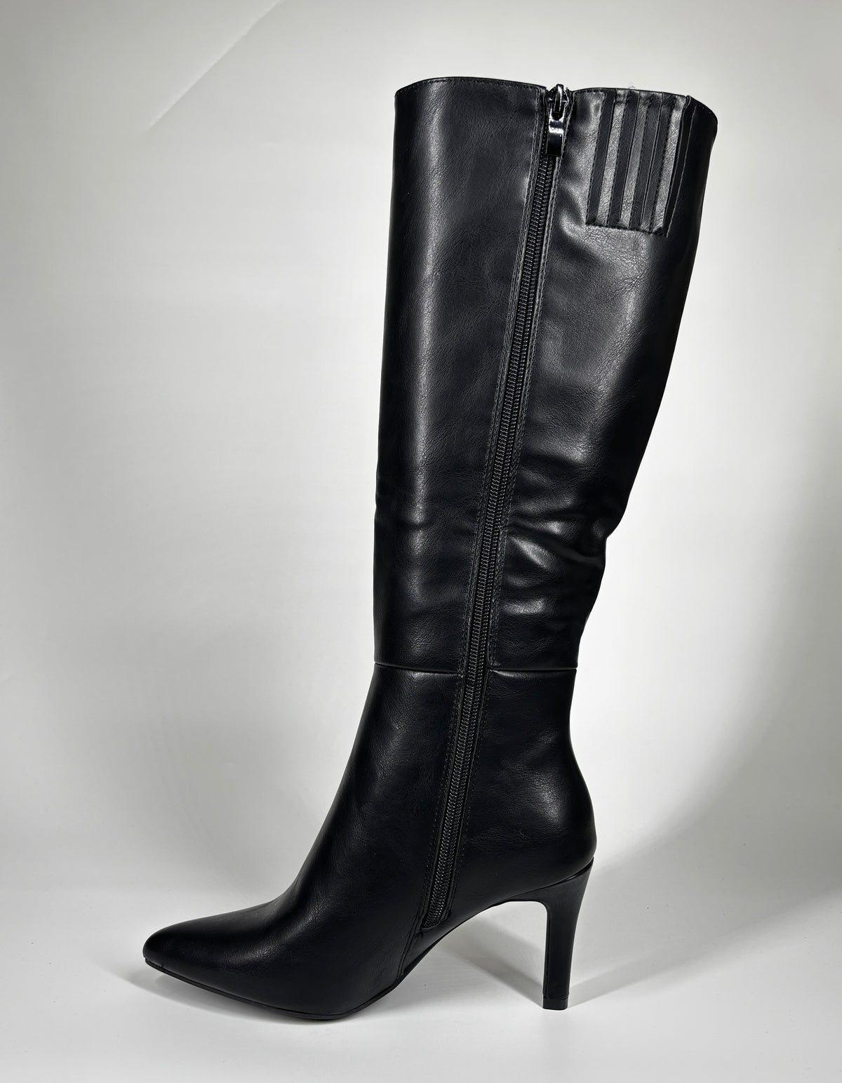 Stivali Classici Alti con Tacco Stiletto e Punta Affusolata - Nero