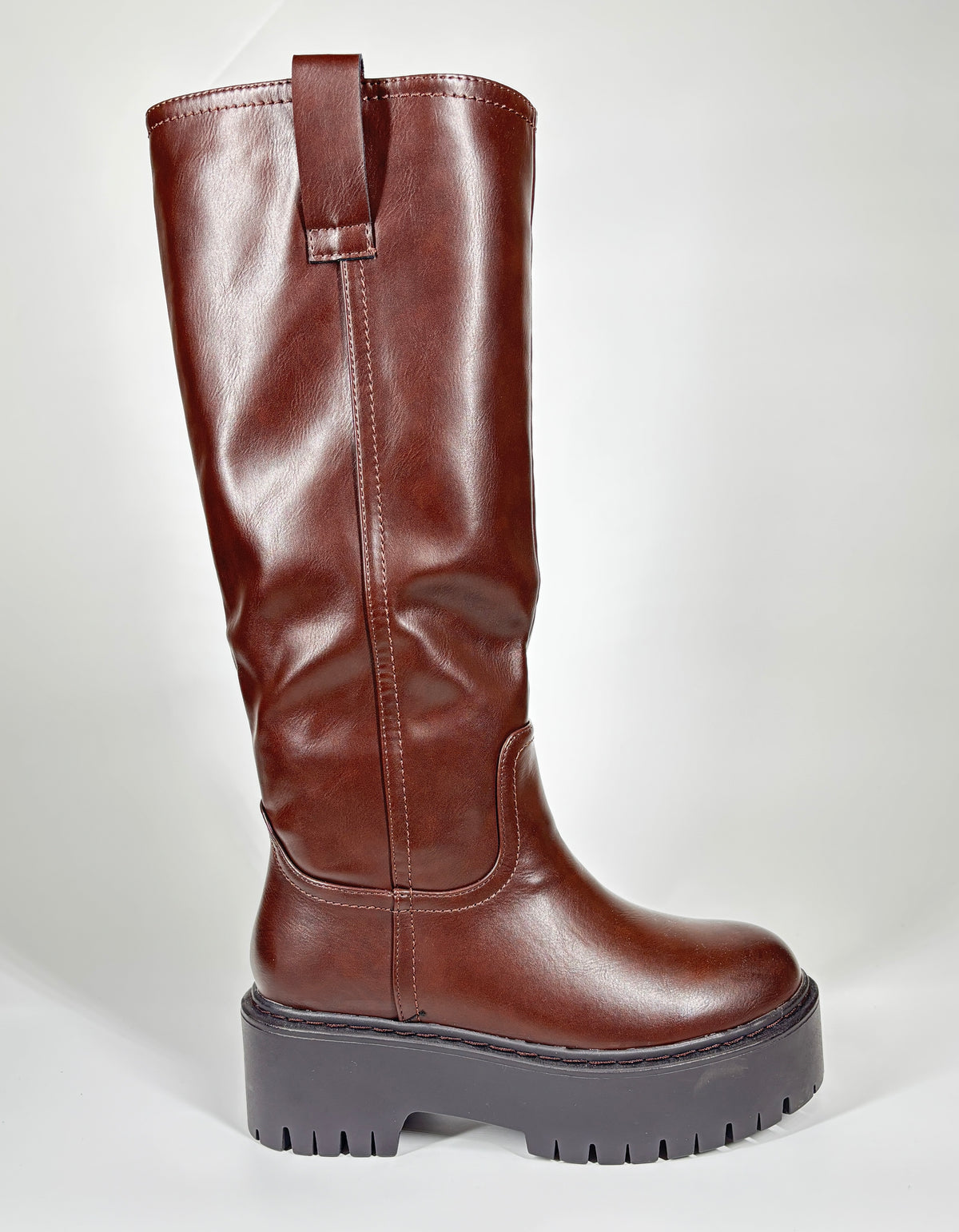 Stivali Alti 'Minimal Chunky' con Platform e Suola Carrarmato - Marrone