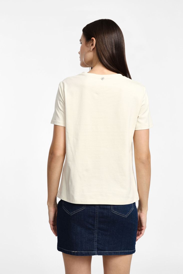 T-shirt con maniche corte e dettaglio - Latte
