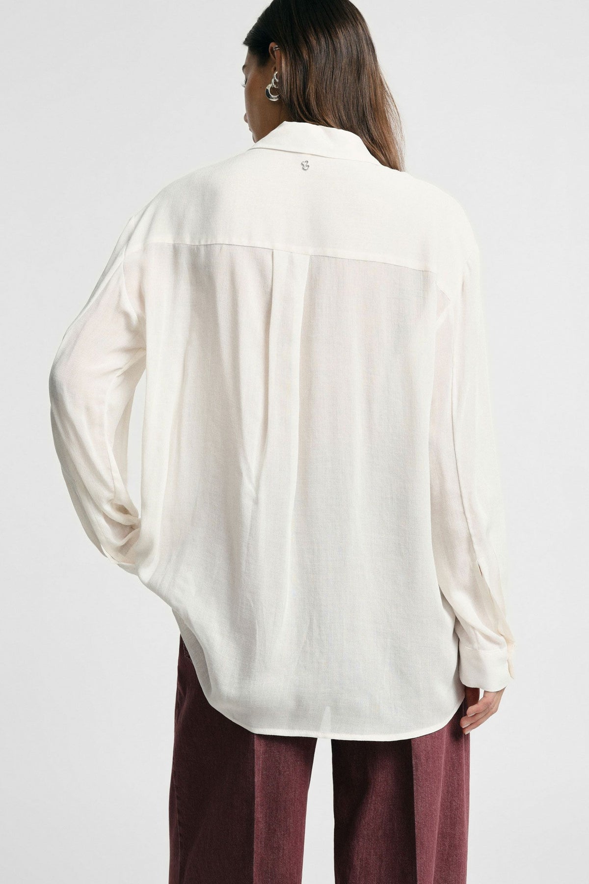 Camicia taglio regular con collo classico - Panna