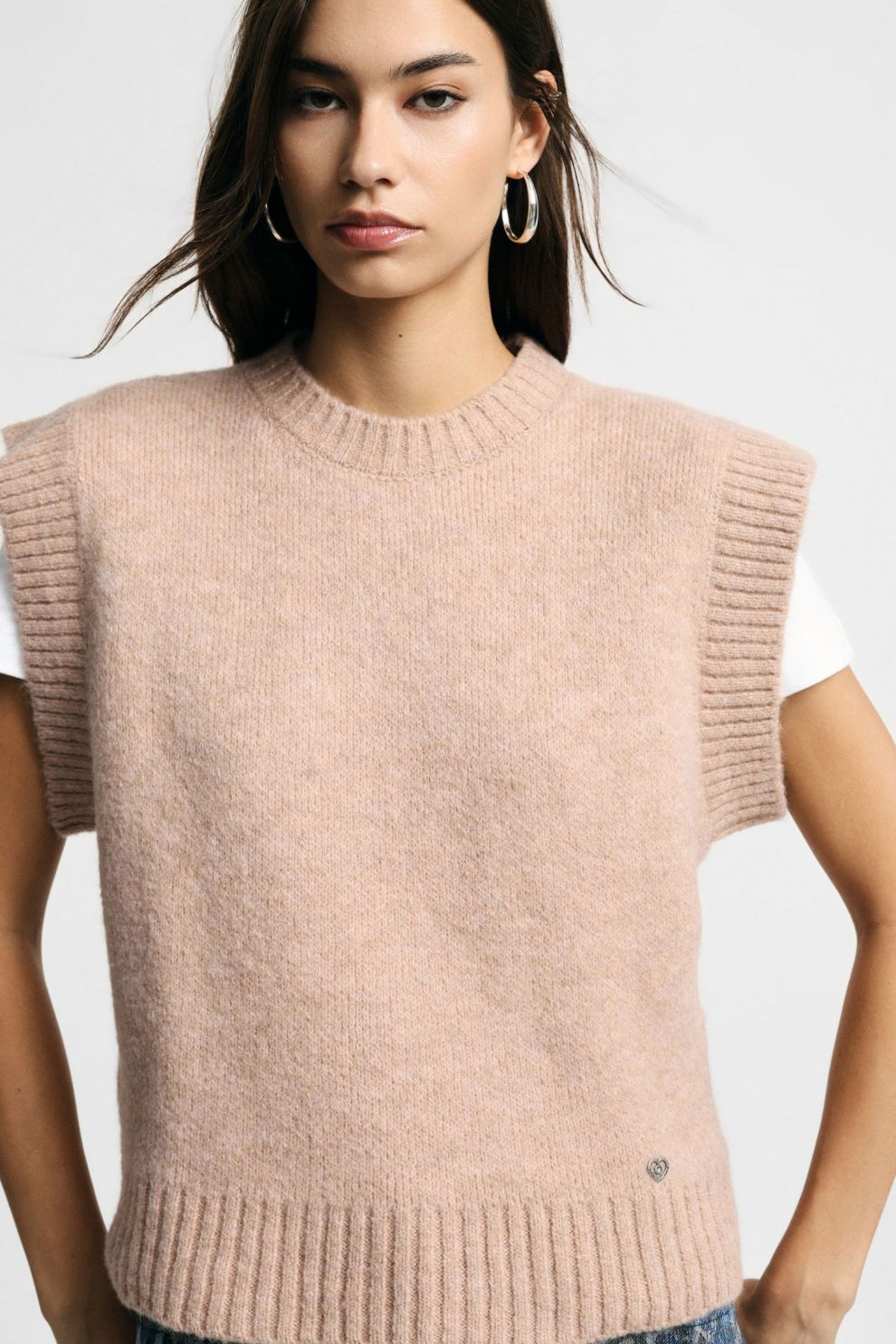 Maglione senza maniche con profili a costine - Nude