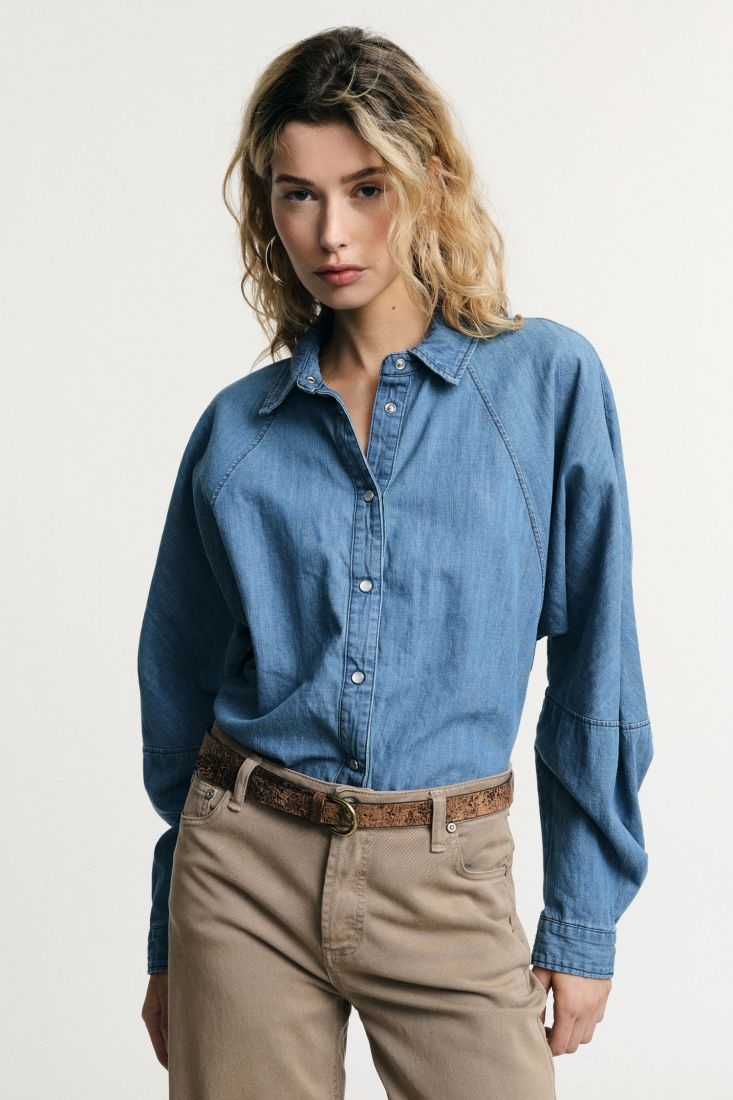 Camicia regular-fit con maniche ampie e bottoni