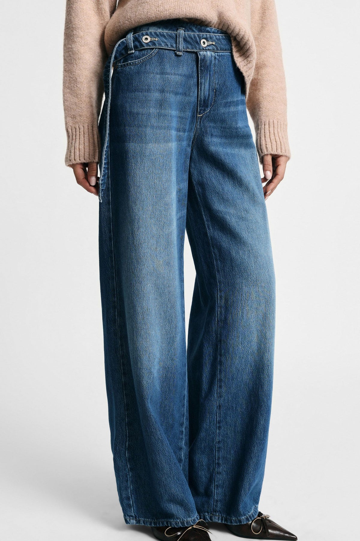 Jeans ampi con vita alta e cintura asimmetrica Please - Blu Denim