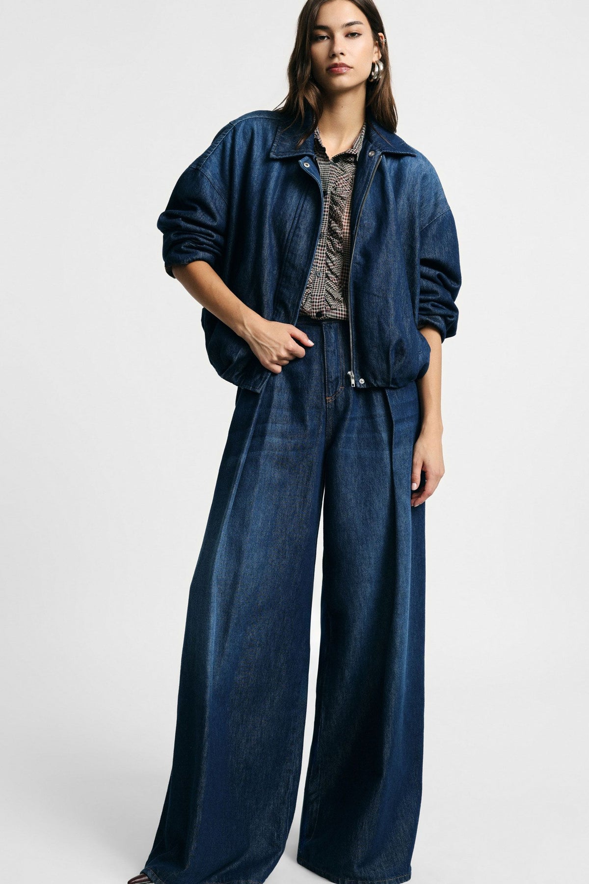 Jeans ampi con pinces e vita alta Please - Blu Denim