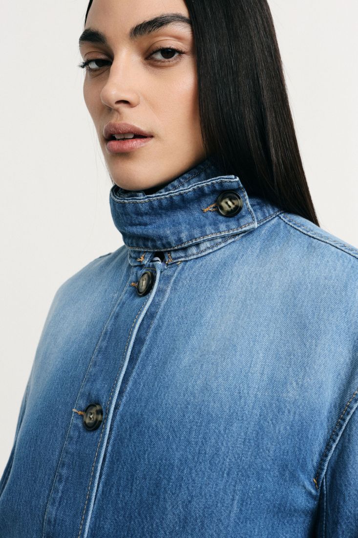 Giacca Please in denim con bottoni e fit ampio