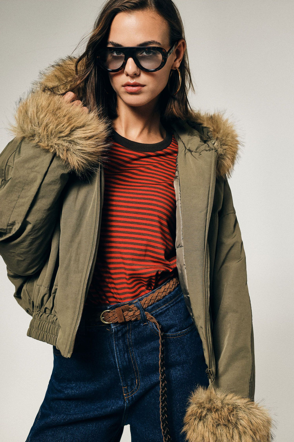 Parka corta con cappuccio e inserti in ecopelliccia Please - Verde