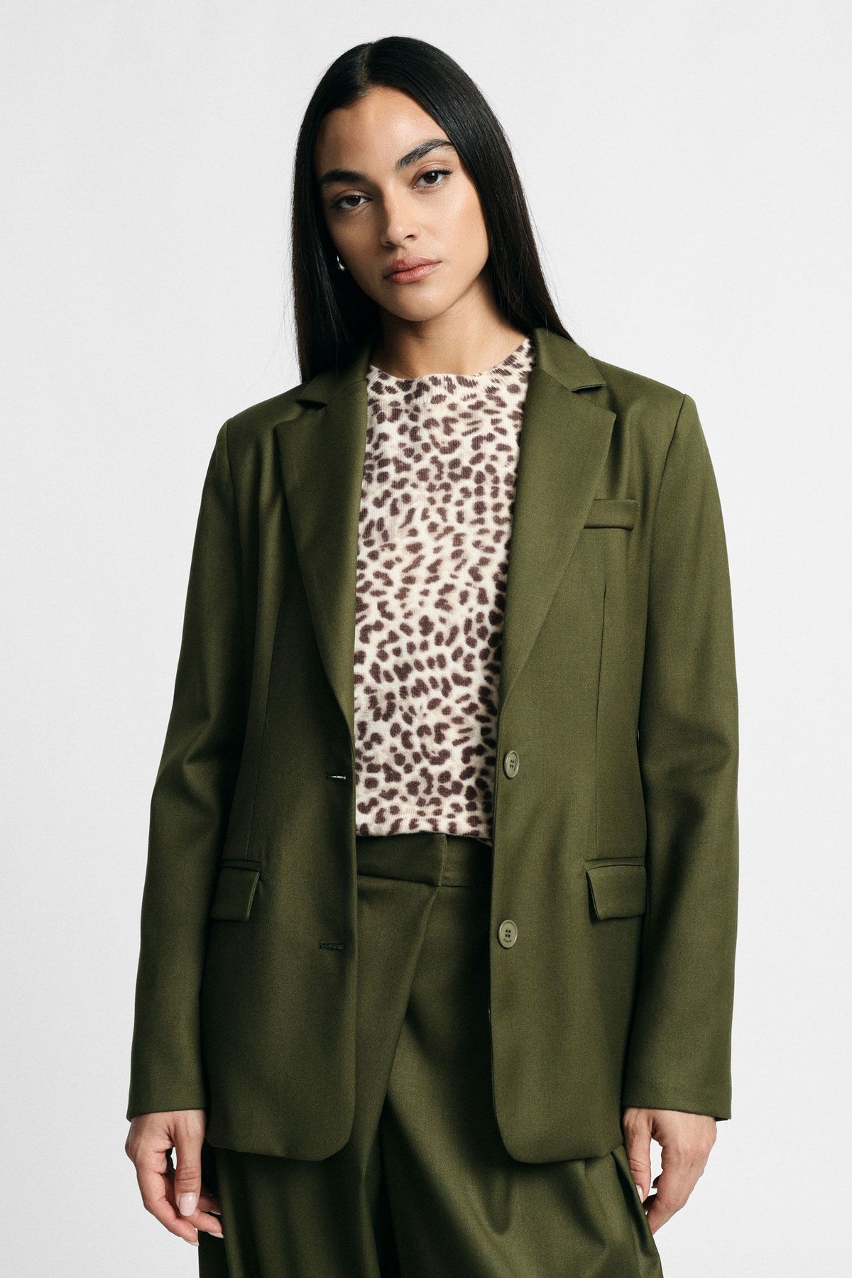 Blazer regular-fit con tasche a pattina Please - oliva