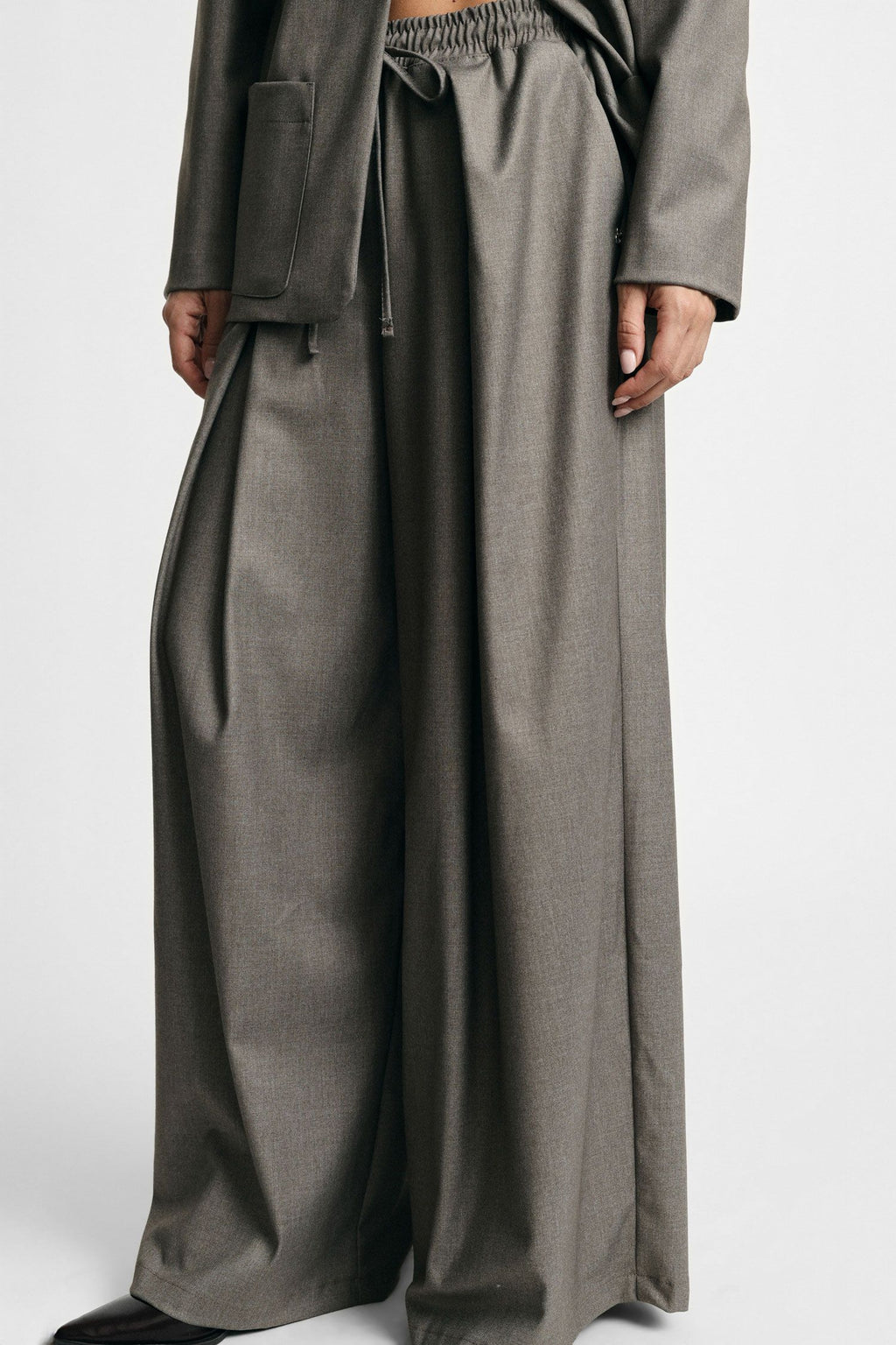 Pantaloni palazzo vita alta con pinces Please - Tortora