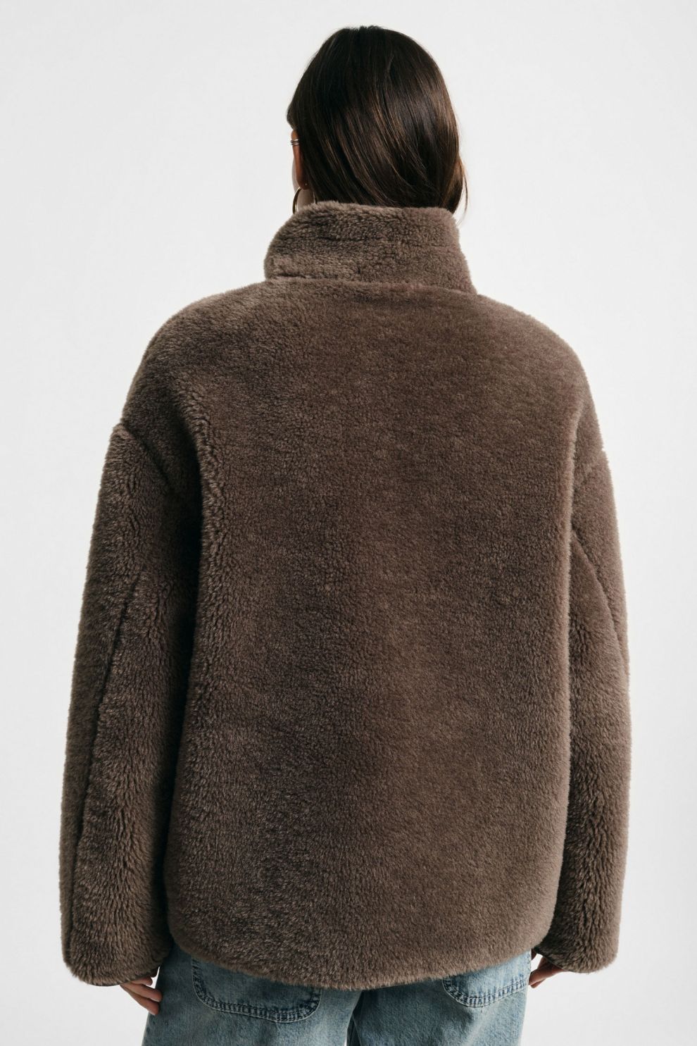 Eco-fur corta con bottoni e tasche laterali Please - Moro