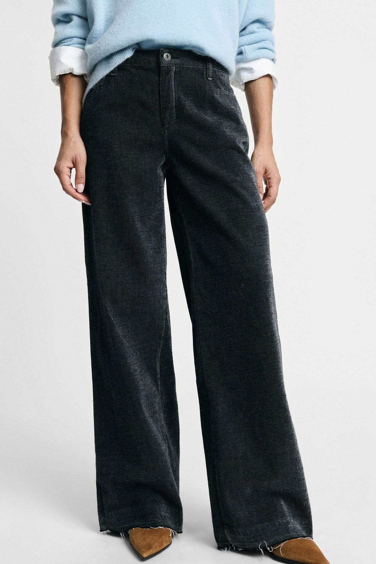 Jeans morbidi wide leg con orlo sfrangiato Please - Nero
