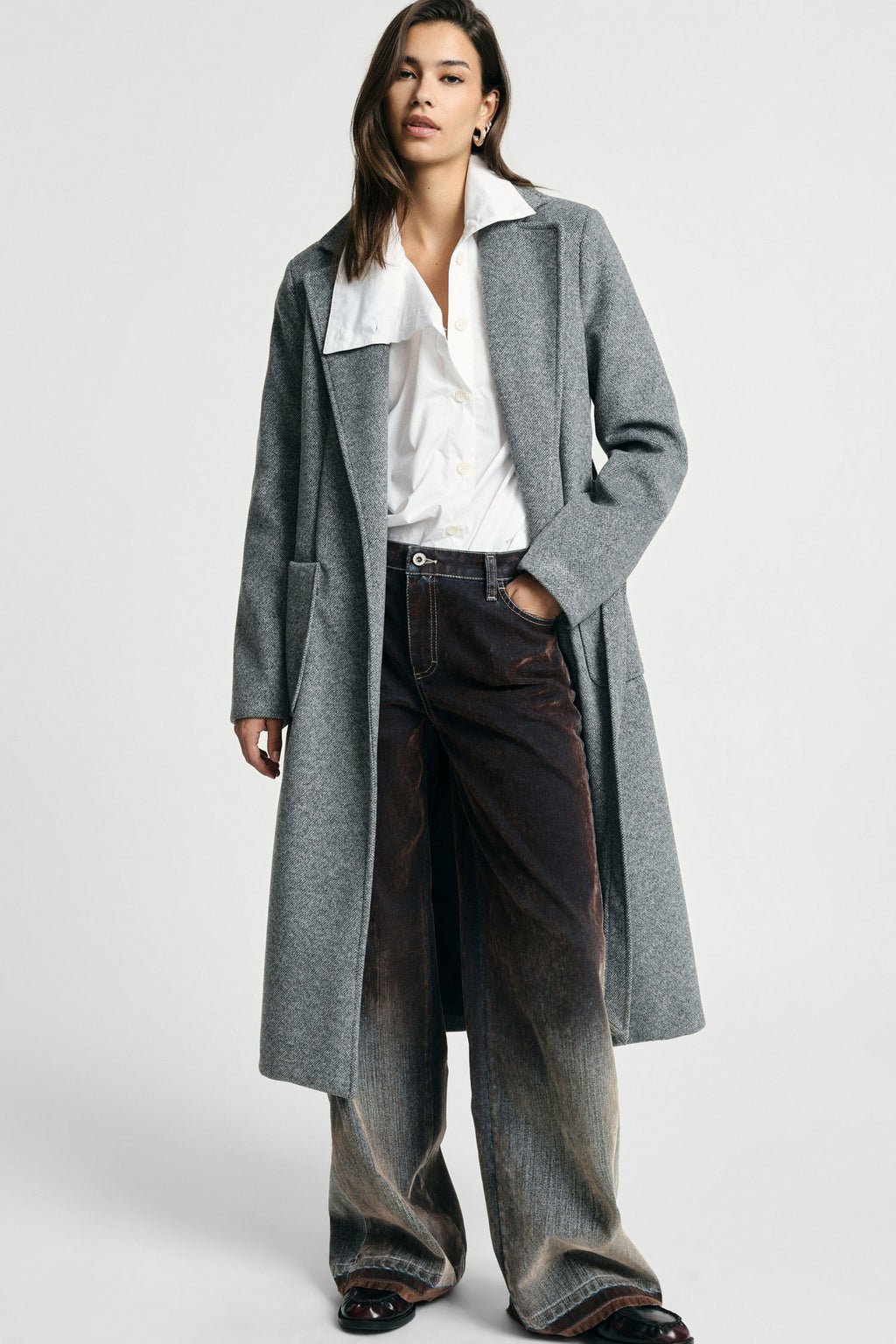 Cappotto lungo con cintura e tasche ampie Please - Grigio