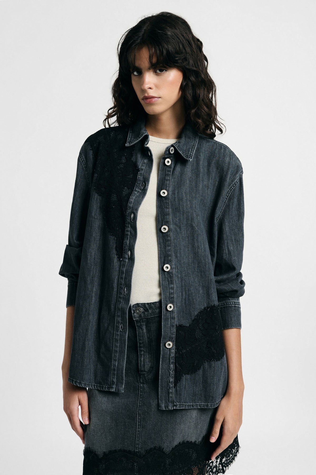 Camicia denim con inserti in pizzo e bottoni Please - Nero Denim