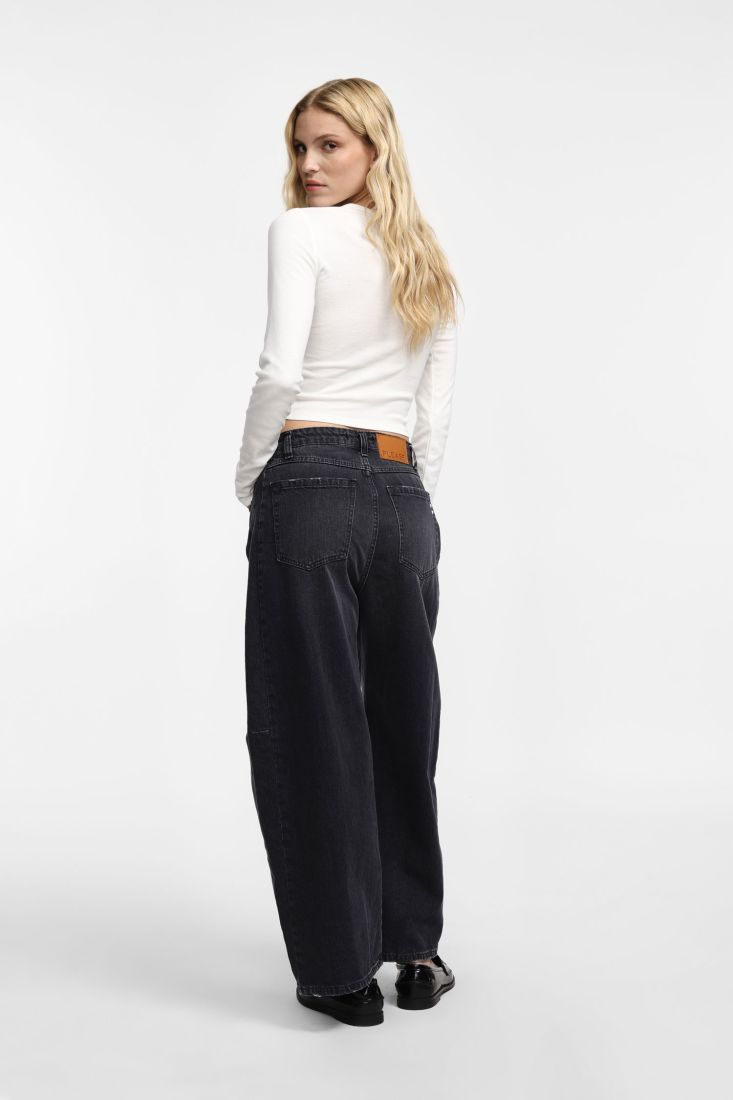 Jeans Please a gamba larga con vita alta