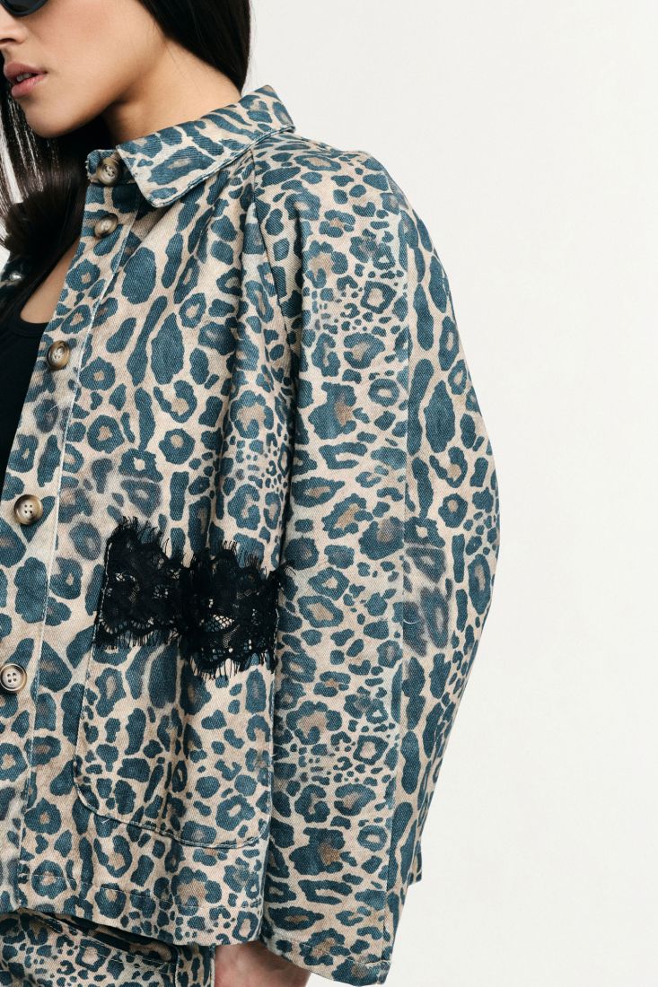 Giacca in Denim Please Leopardata e dattagli in pizzo