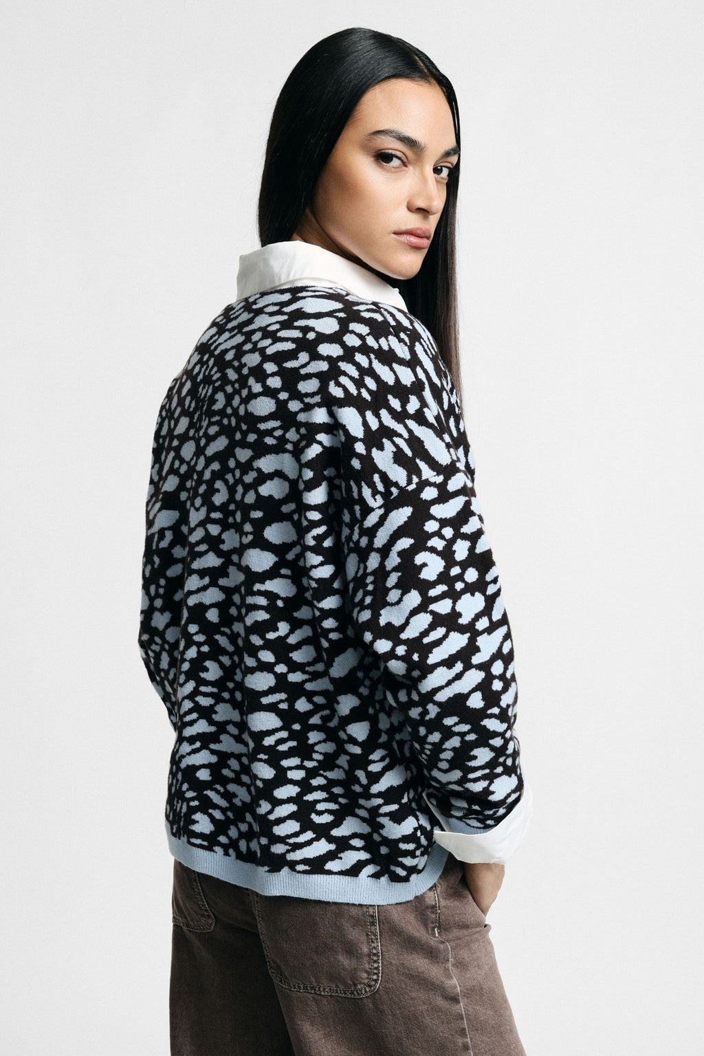 Maglione stampa animalier  scollo a v  Please - Moro\Azzurro