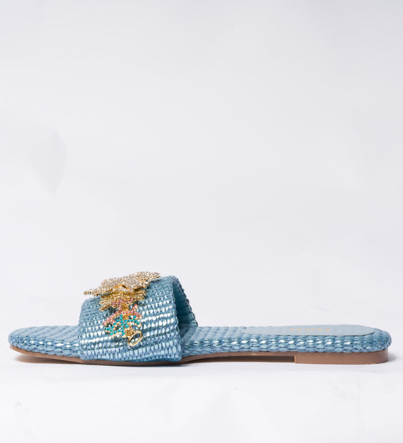 Ciabatta a fascia con decoro gioiello -  Azzurra