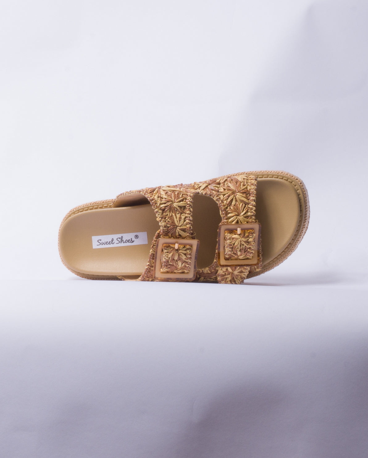 Sandalo con zeppa e doppia fascia -Marrone