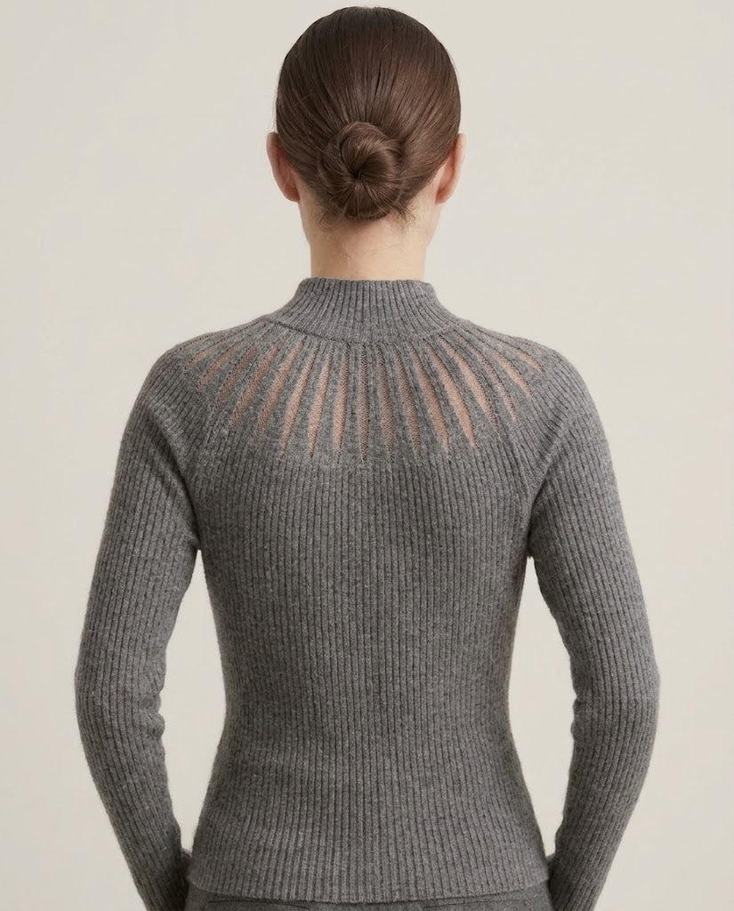 Maglia a Coste con Lavorazione Plissé sul Collo Zahjr - Grigio -