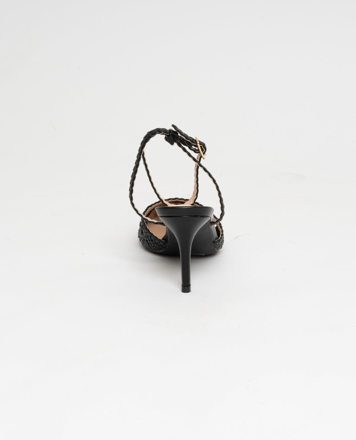 NERO | Scarpe con tacco a punta con cinturino alla caviglia effetto intrecciato in ecopelle nera