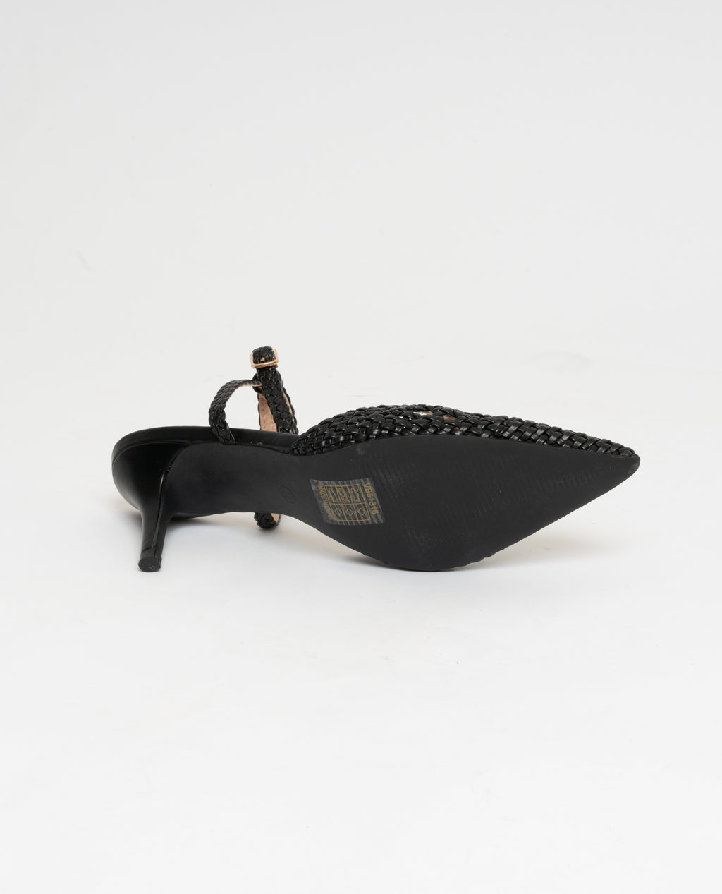 NERO | Scarpe con tacco a punta con cinturino alla caviglia effetto intrecciato in ecopelle nera