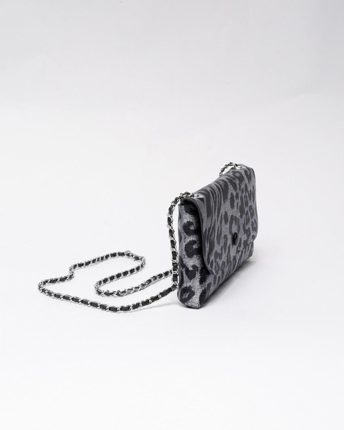 immagine-2-sstore-pochette-in-ecopelle-rivestita-in-tessuto-laminato-leopardato-con-tracollina-silver-borse-rx517_silver