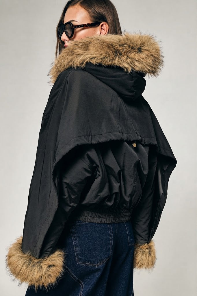 Parka corta con cappuccio e inserti in ecopelliccia Please - Nero