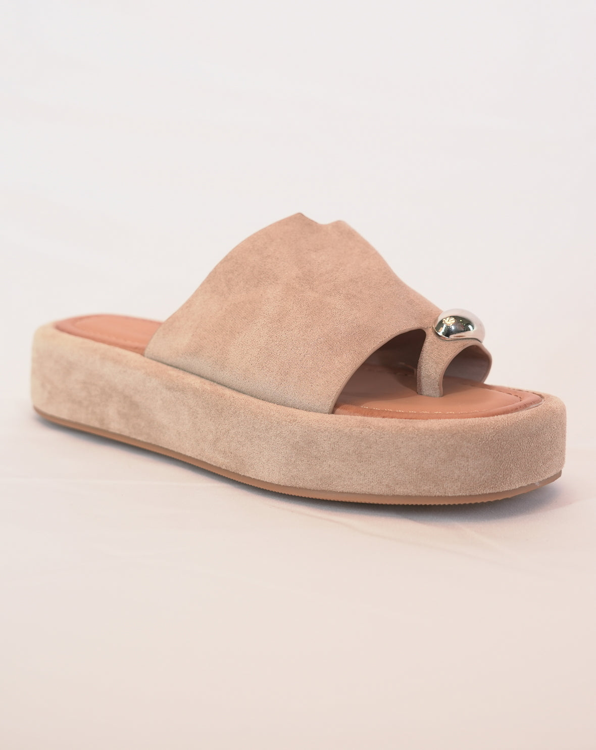 Sandalo Donna con Platform in Scamosciato Beige e Dettaglio Metallico