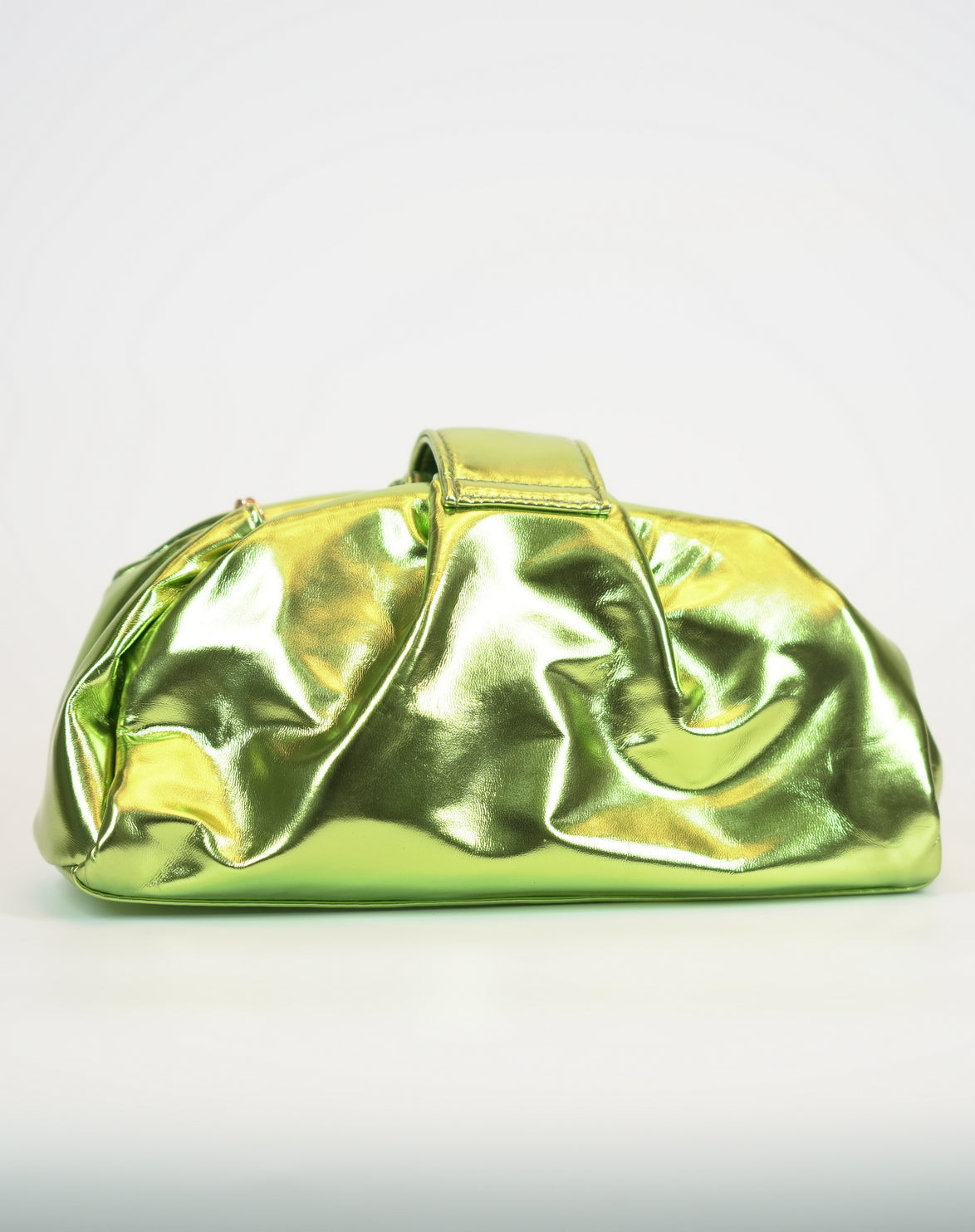 Clutch in ecopelle metallizzata con fiore decorativo - Verde