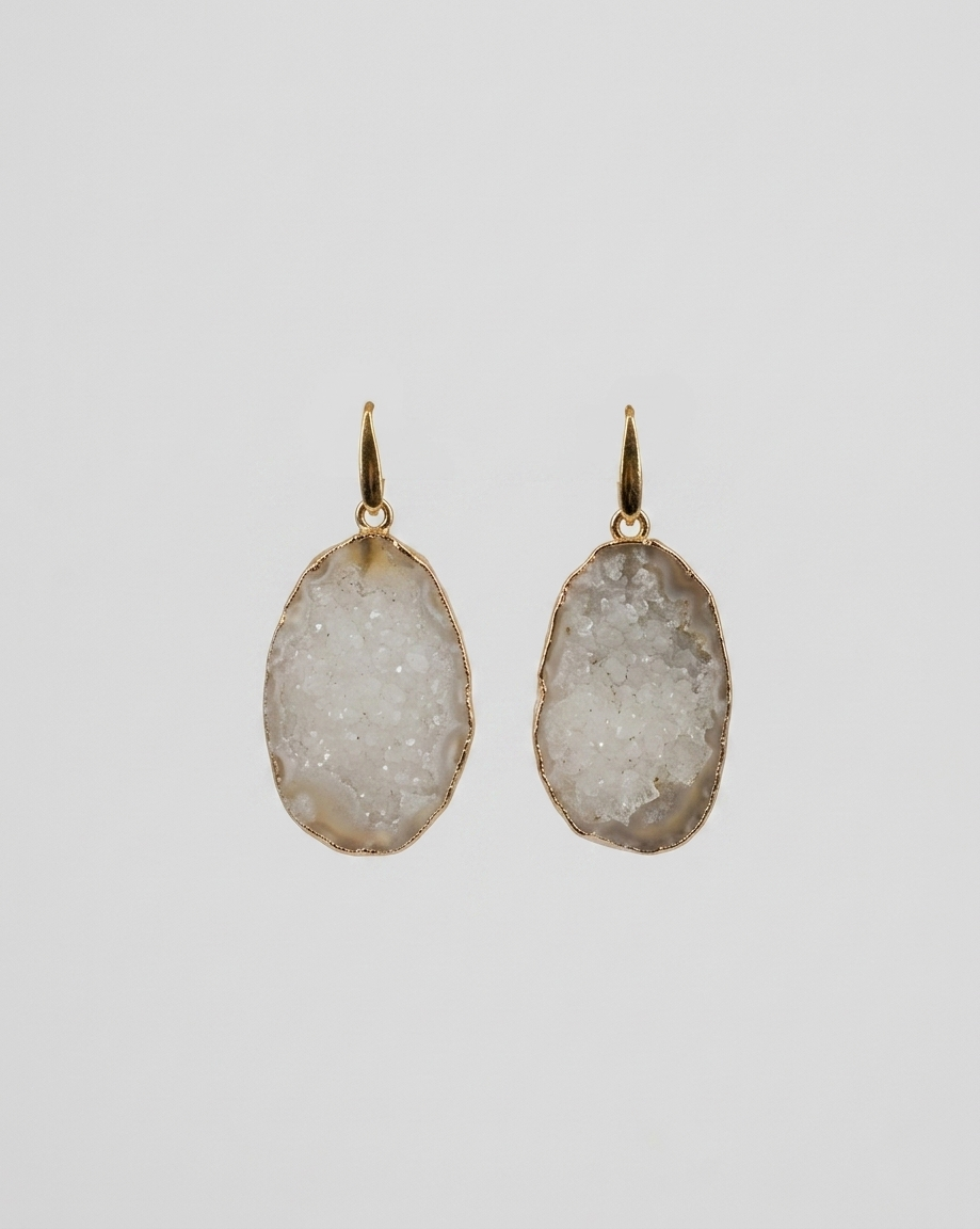 Orecchini Pendenti Raw Quartz con Finiture Dorate