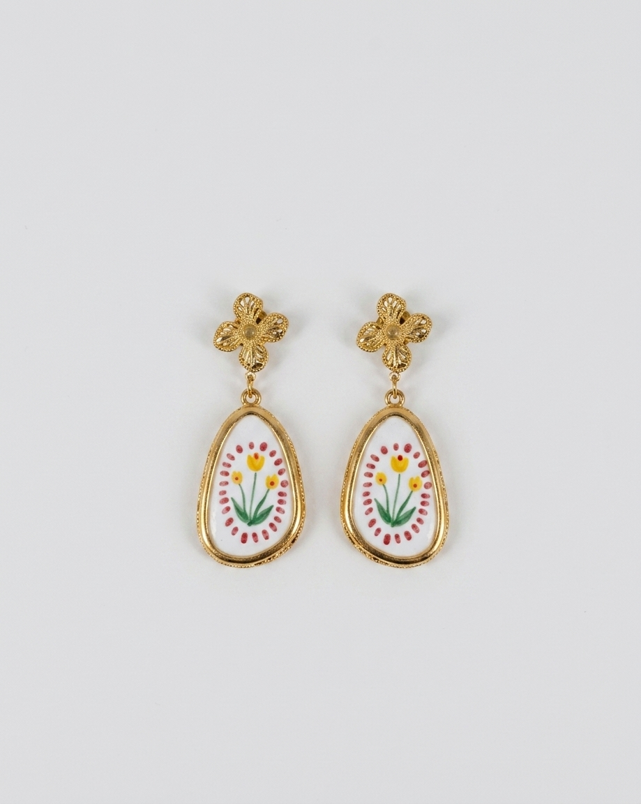 Orecchini Folk Glow a Goccia Smaltata con Fiori Stilizzati