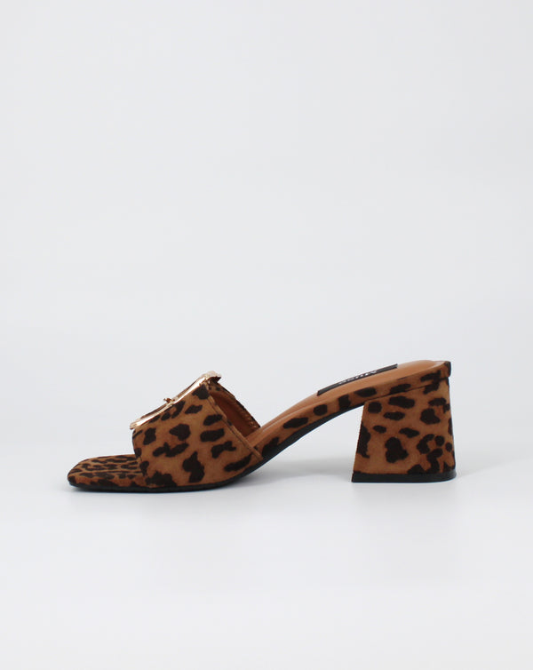 Sandalo Sabot Leopardato con Fibbia Dorata