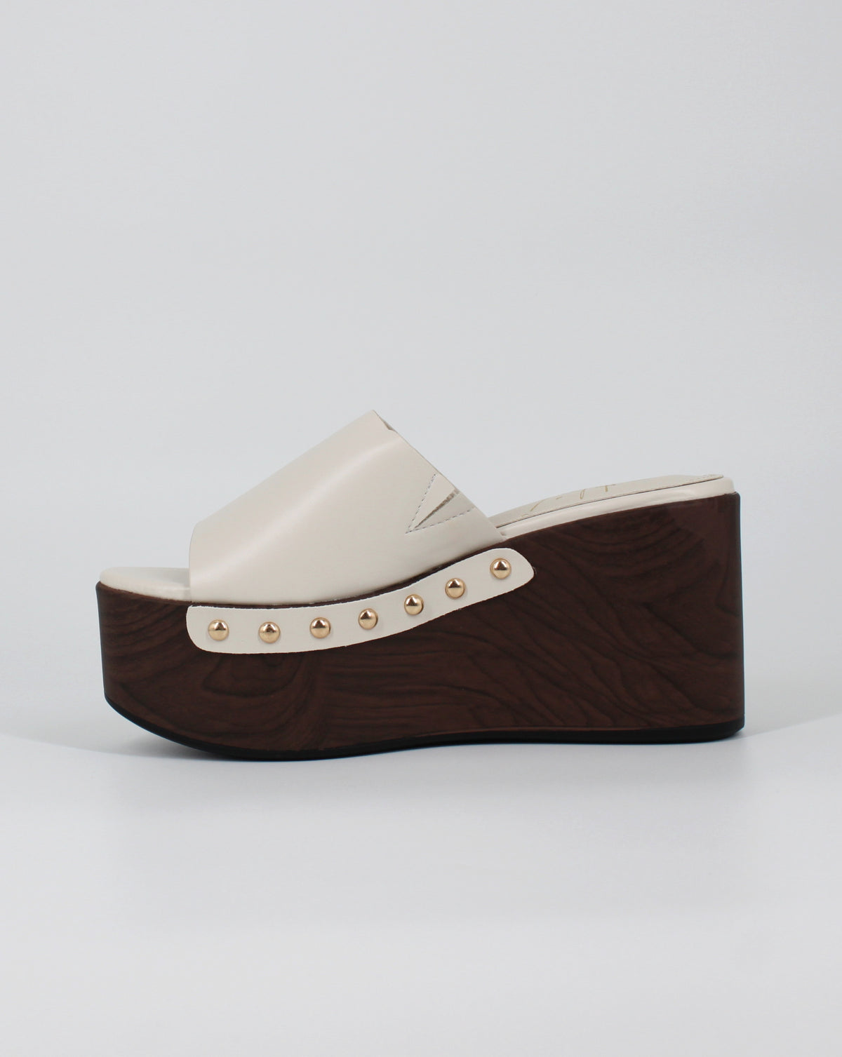 Sabot Platform con Dettagli Borchie – Beige