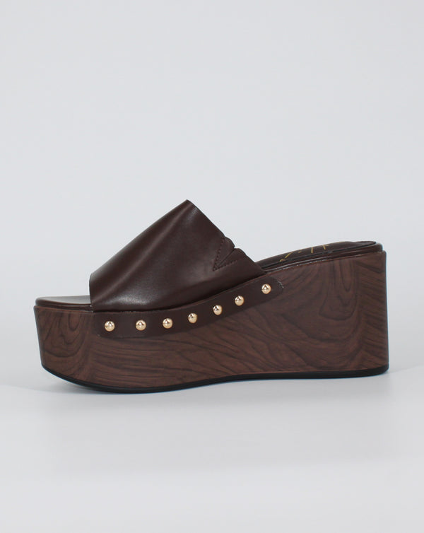 Sabot Platform con Dettagli Borchie – Marrone Cioccolato