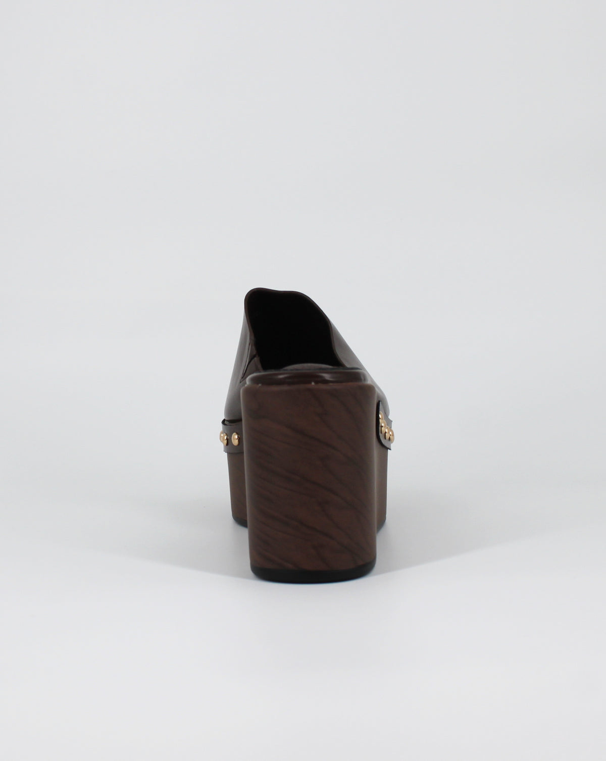 Sabot Platform con Dettagli Borchie – Marrone Cioccolato