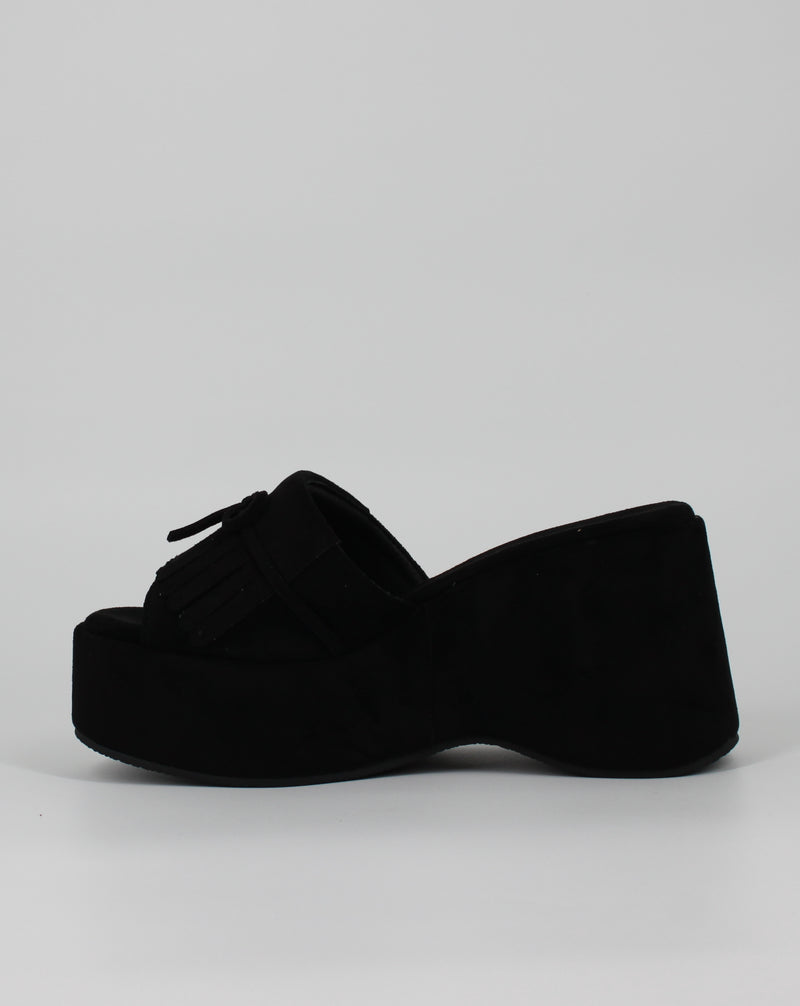 Sabot Platform Scamosciato con Frange e Fiocco – Nero