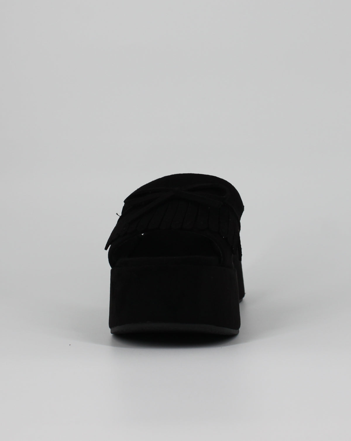 Sabot Platform Scamosciato con Frange e Fiocco – Nero