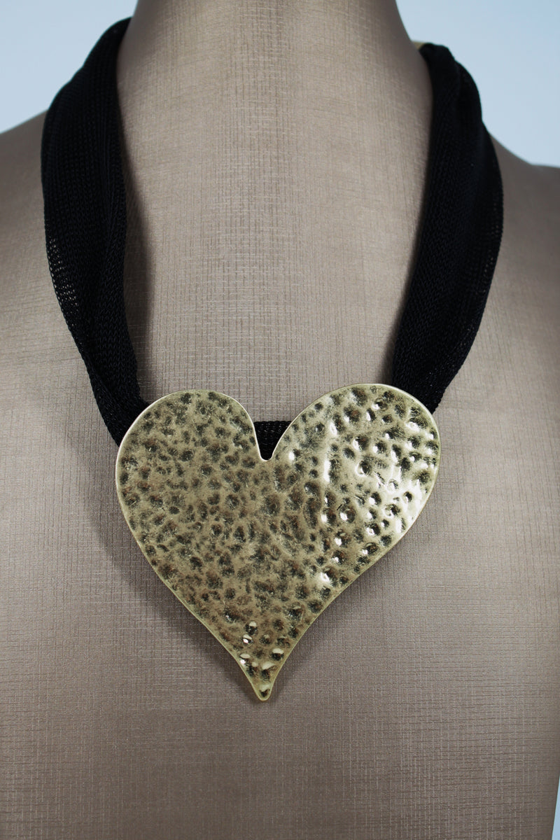 Collana Choker con Maxi Cuore Martellato
