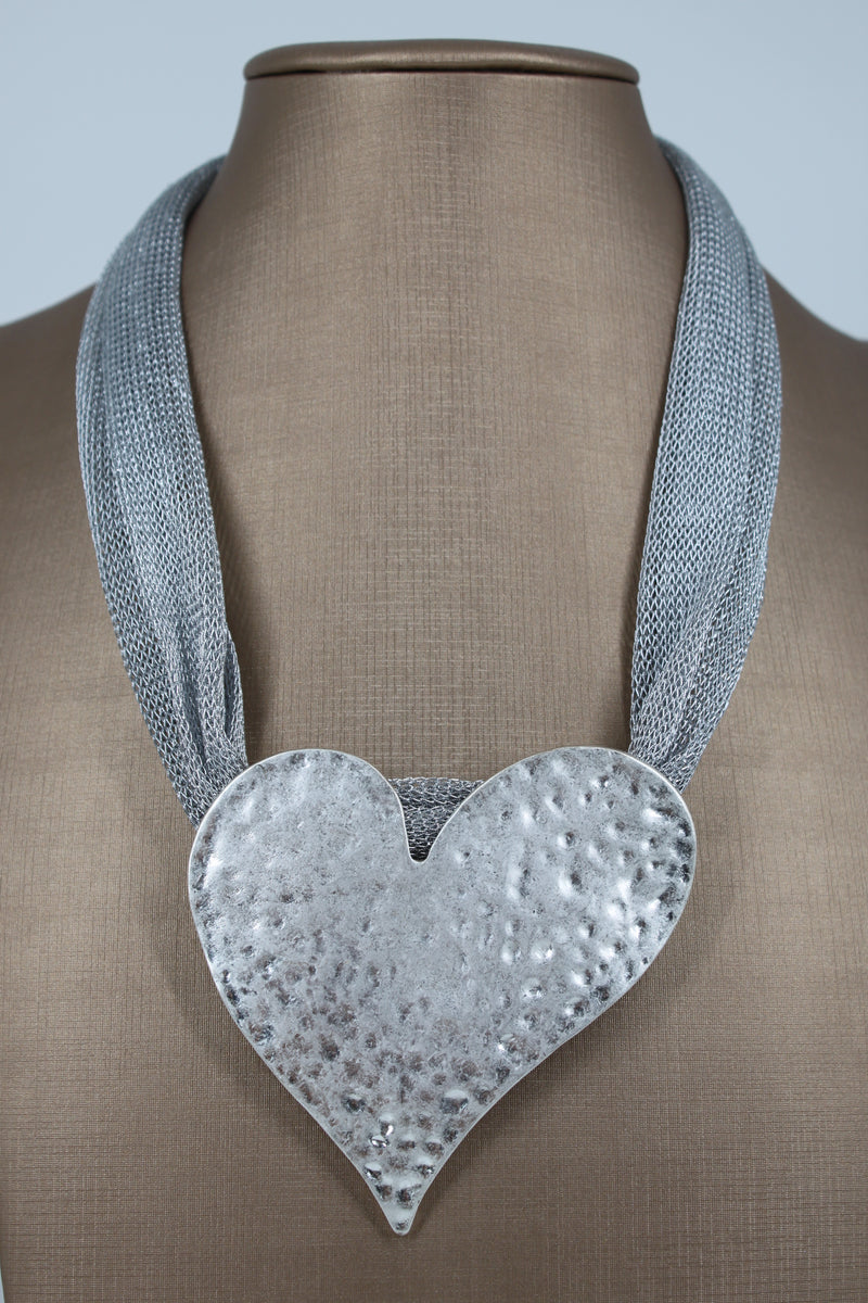 Collana Choker Silver con Maxi Cuore Martellato