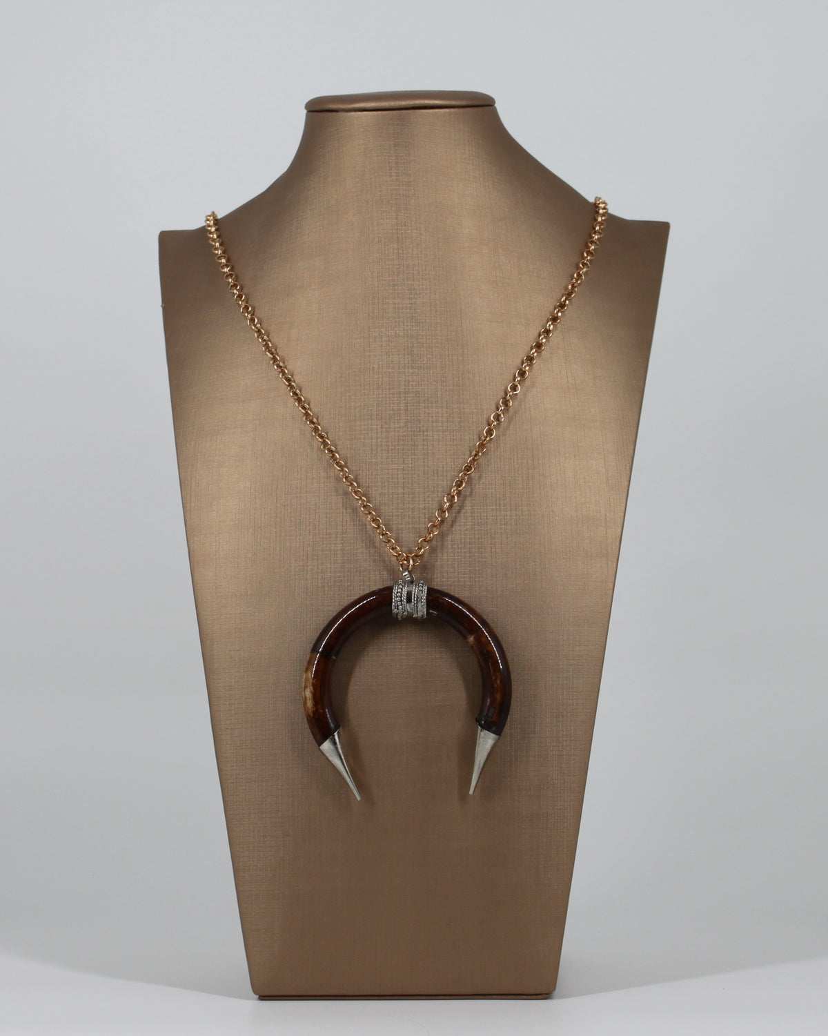 Collana Lunga con Pendente Corno Mezzaluna - Marrone