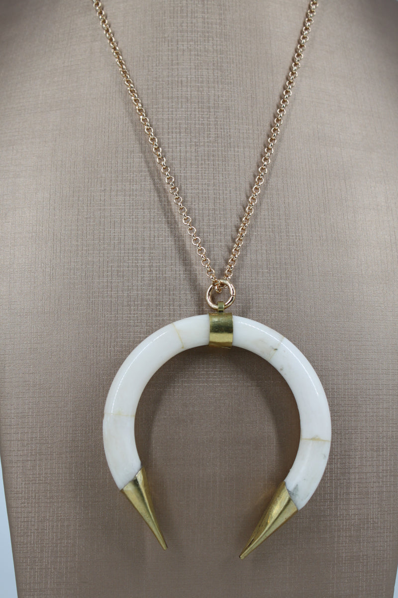 Collana Lunga con Pendente Corno Mezzaluna - Bianco