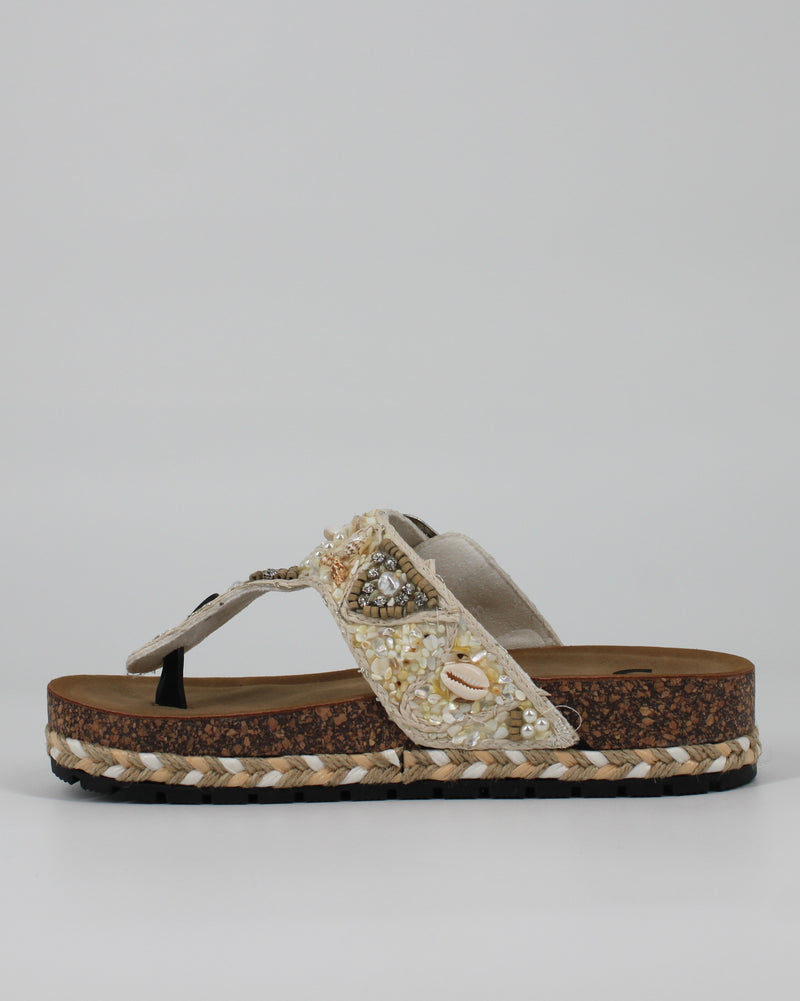 Sandalo Infradito Gold&Gold con Dettagli Gioiello e Conchiglie - Beige