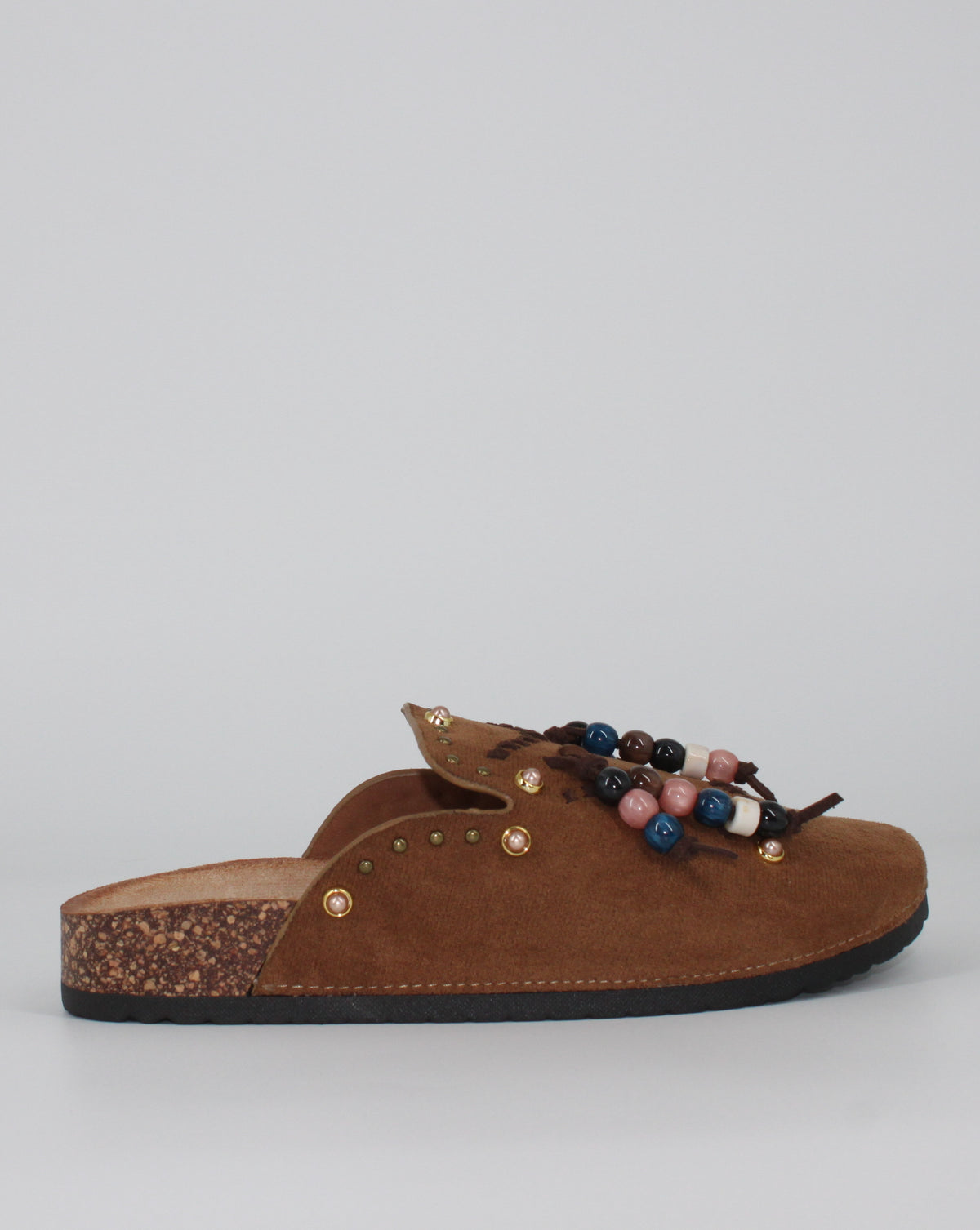 Sabot Flat in Suede con Dettagli Boho-Chic - Camel