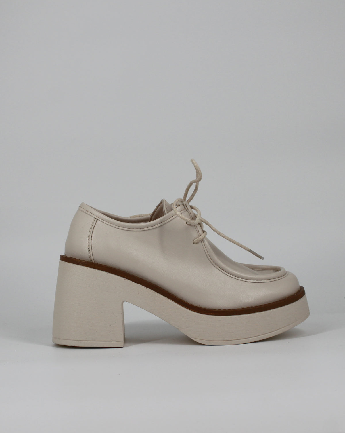 Scarpe Stringate Chunky con Tacco - Panna